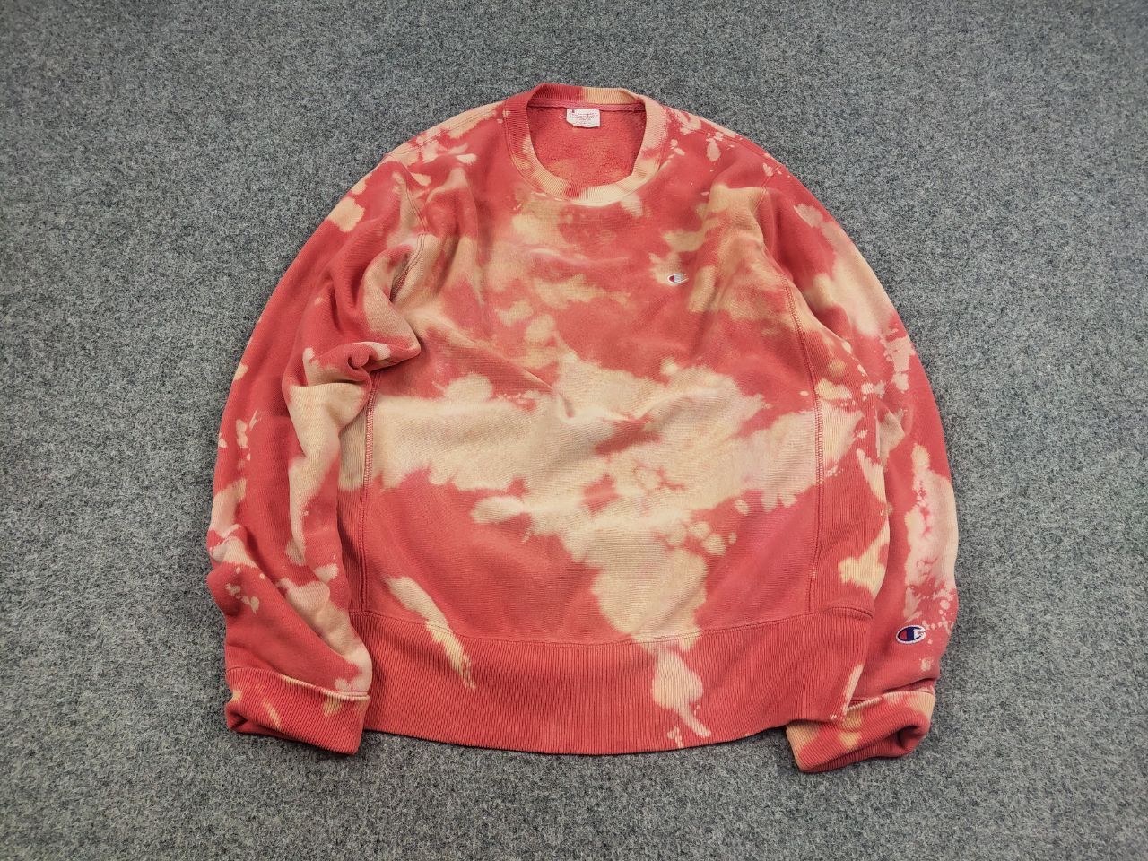 Champion Champion reverse weave tie dye sweatshirt Vintage Style Size US S / EU 44-46 / 1 - 2 Thumbnail