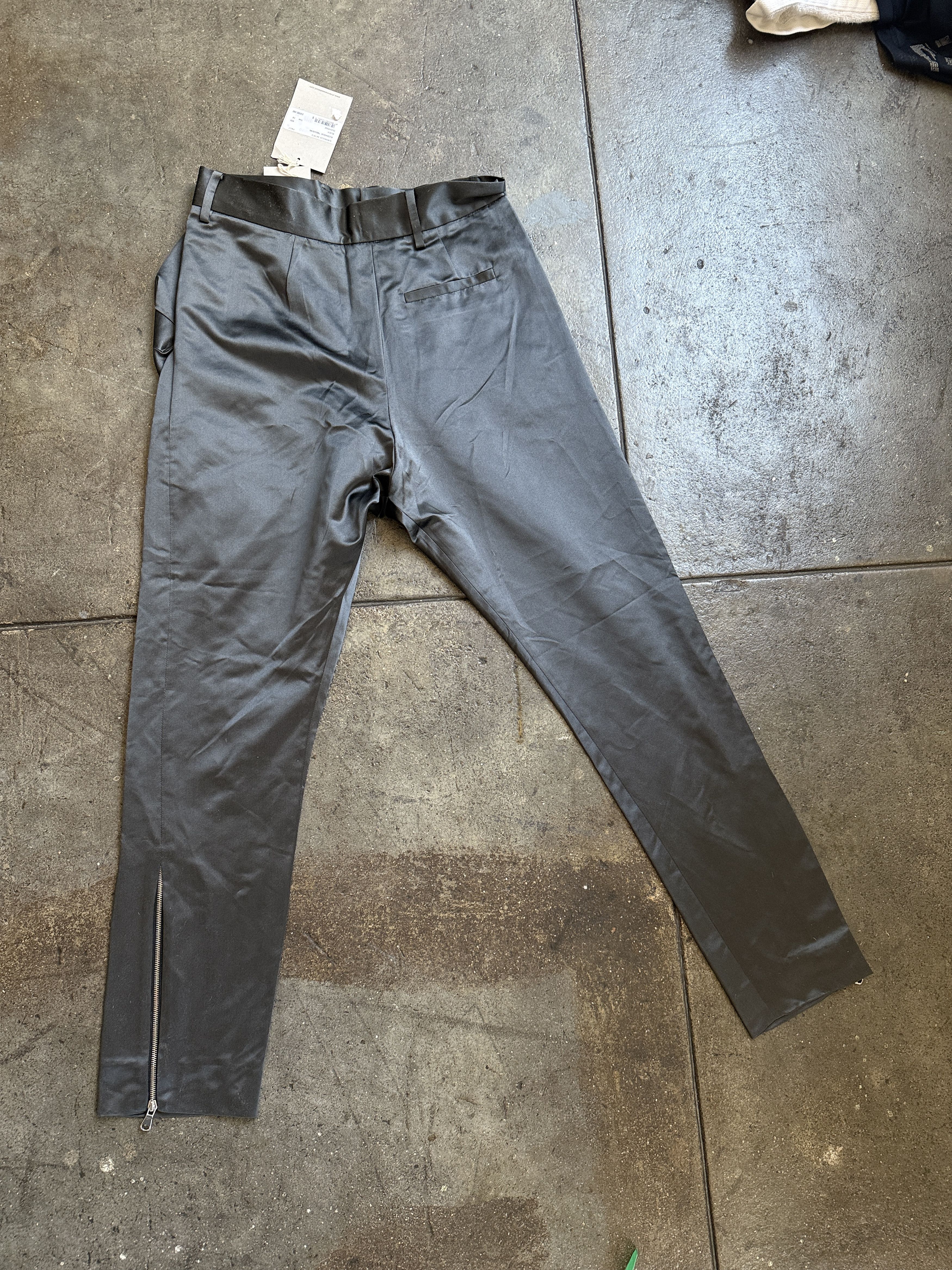 Vivienne Westwood NWT 1300$ F/W 2017 SILK and viscose shiny pants . Unreal Size 26" / US 2 / IT 38 - 3 Thumbnail