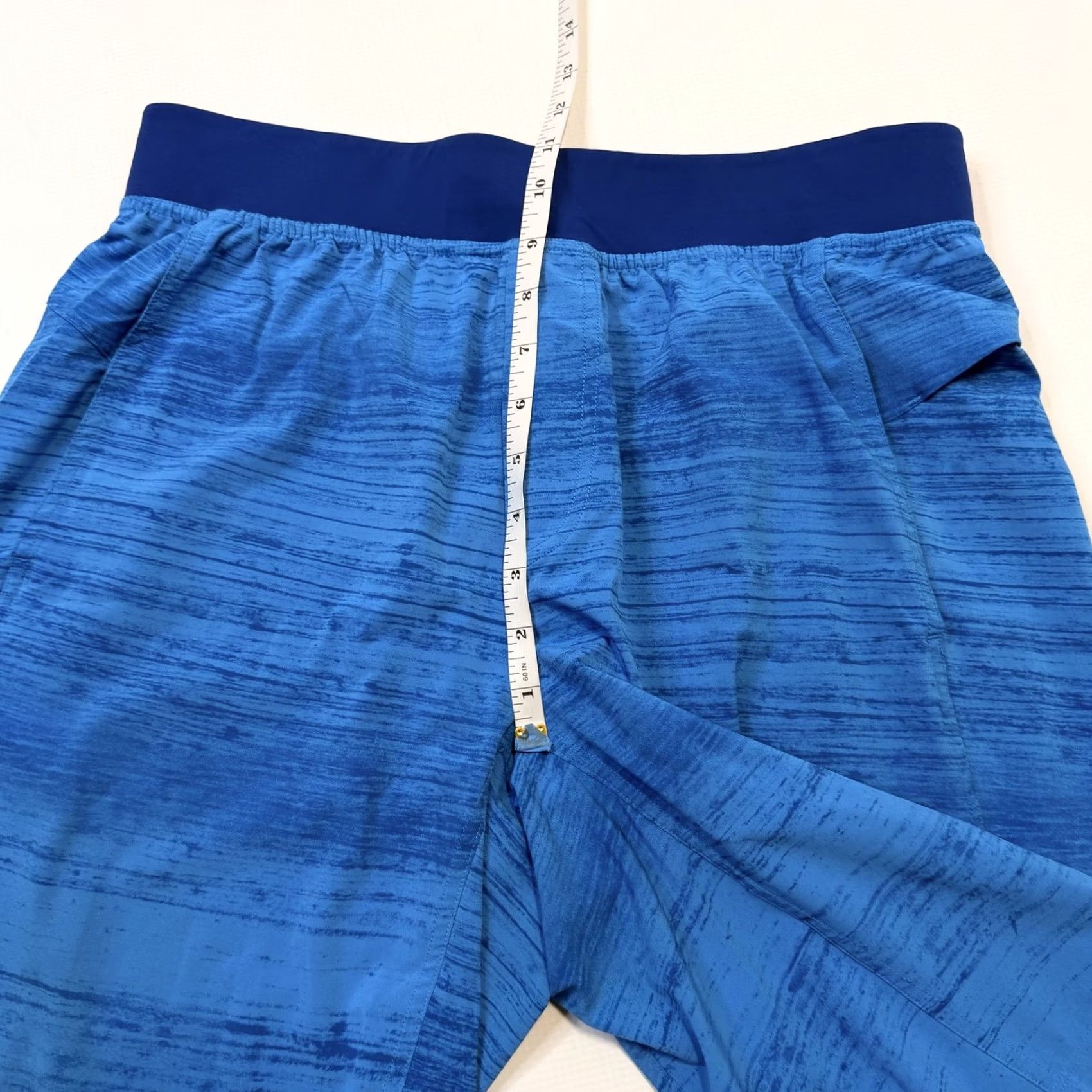 Lululemon Lululemon Shorts Mens Large Blue Striped 9 Inch Athletic Running Training Gym Size US 33 - 4 Thumbnail