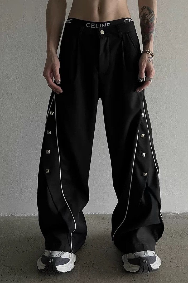 Avant garde retro studded pleated flare pants