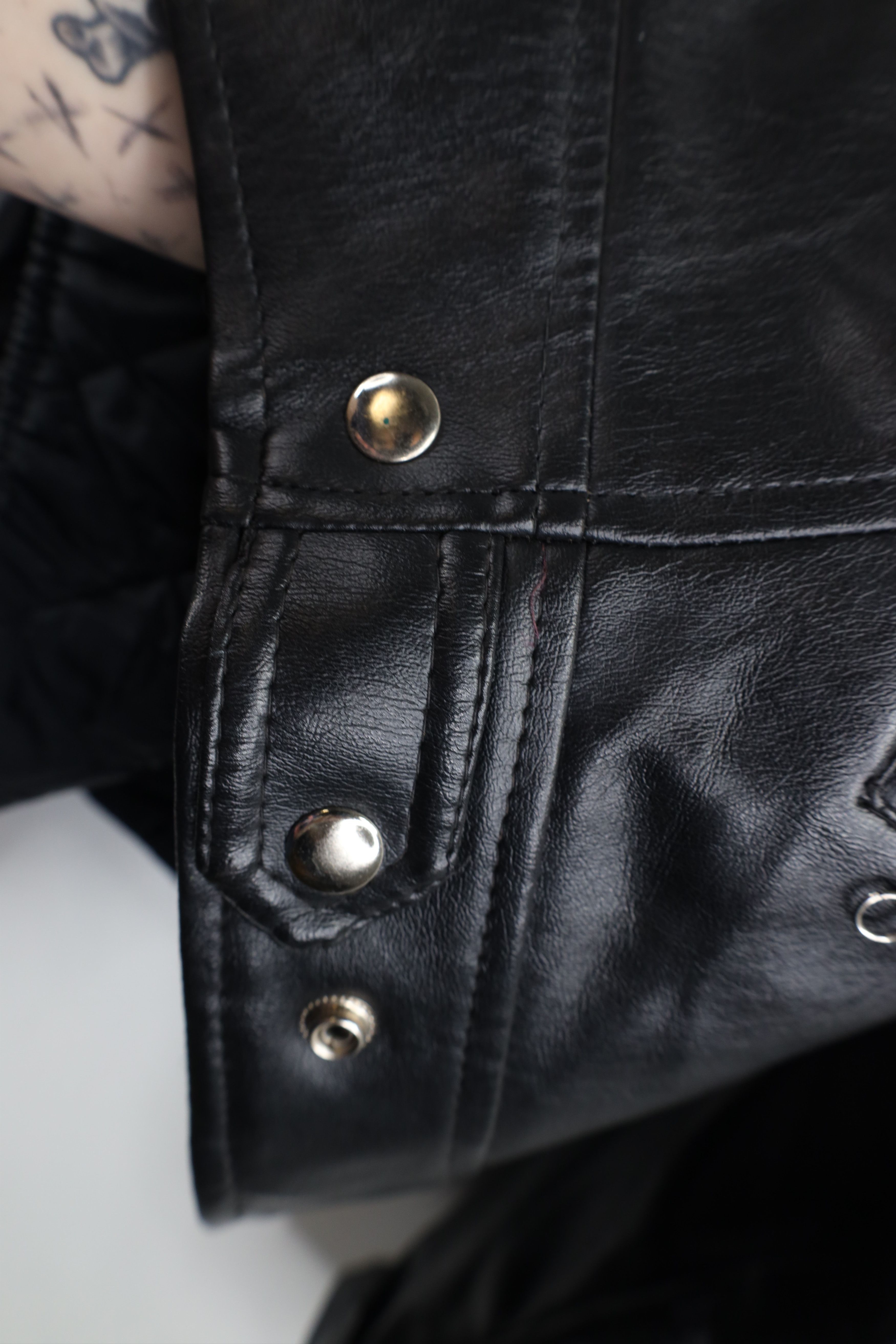 Vintage Vintage 70s 80s Streetwear Chain Zip Motorcycle Jacket Size US XL / EU 56 / 4 - 13 Thumbnail