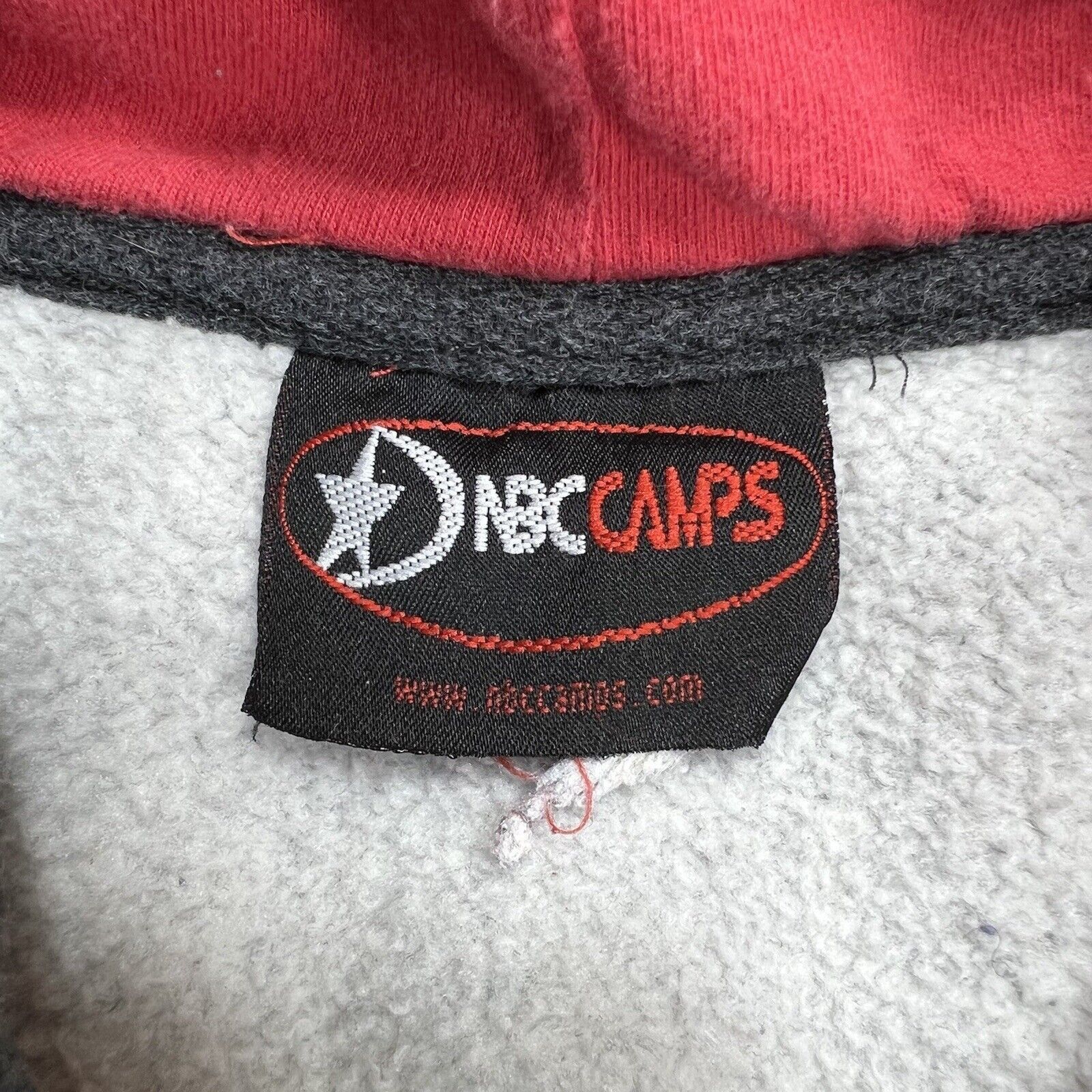 Vintage Vintage NBC Camps Basketball 2006 Gray Fleece Hoodie Size US M / EU 48-50 / 2 - 4 Thumbnail