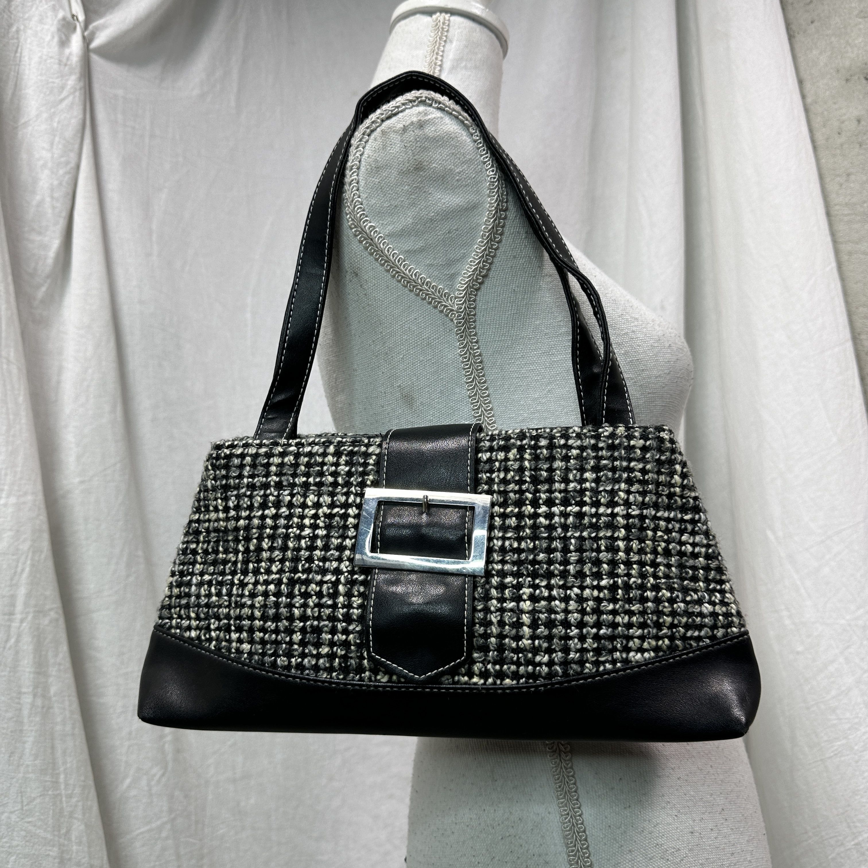 Vintage Vintage Avant Garde Houndstooth Baguette Bag Y2K Size ONE SIZE - 2 Thumbnail