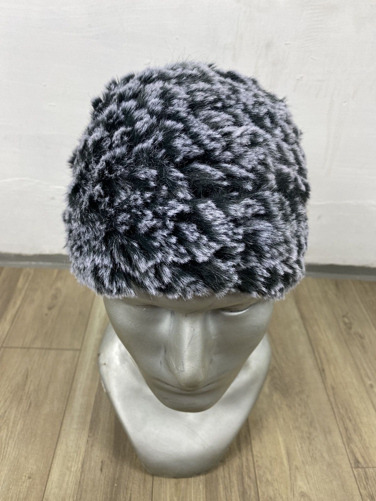 Japanese Brand Unknown Japanese Fur Beanie Hats Size ONE SIZE - 2 Thumbnail