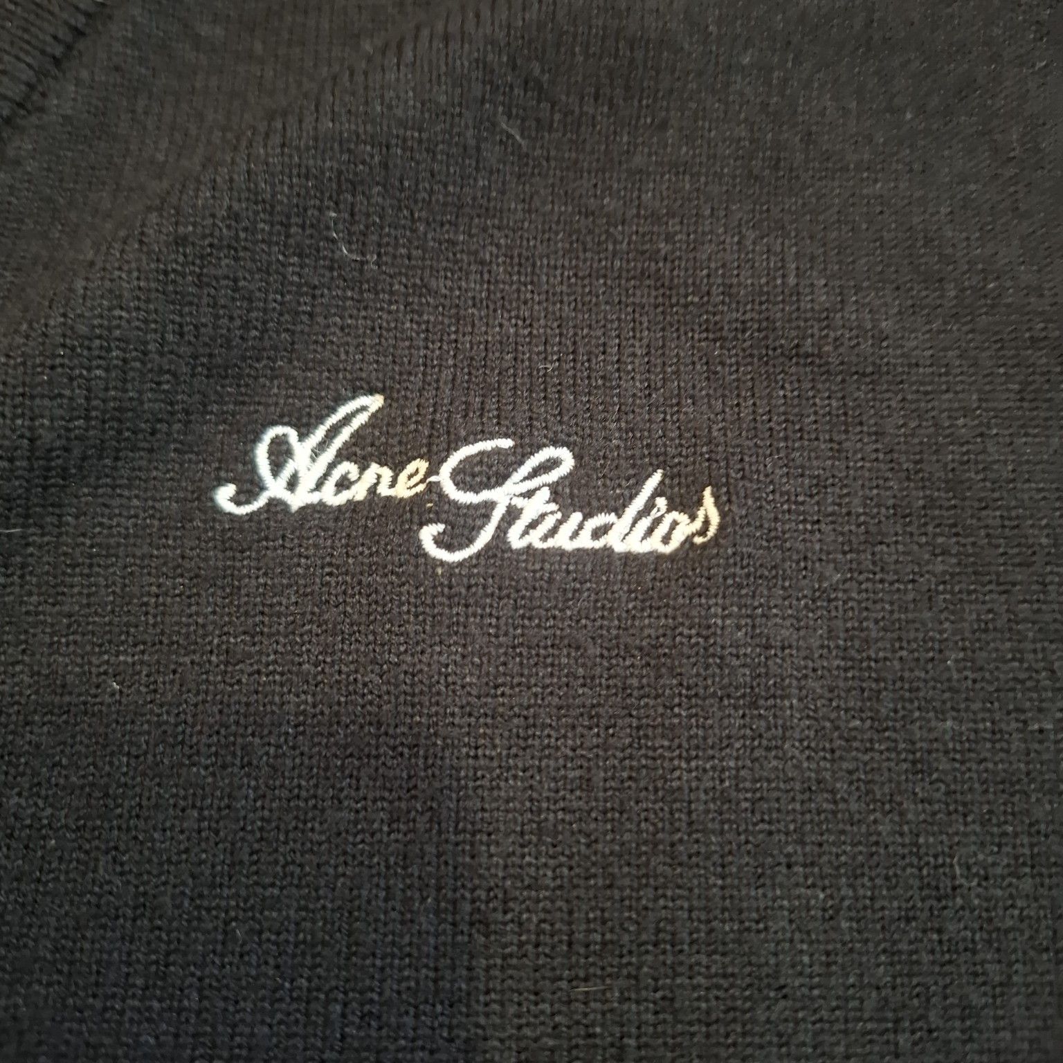 Acne Studios Acne Studios V-Neck Knit Sweater Black Oversized Boxy Size US XL / EU 56 / 4 - 2 Thumbnail