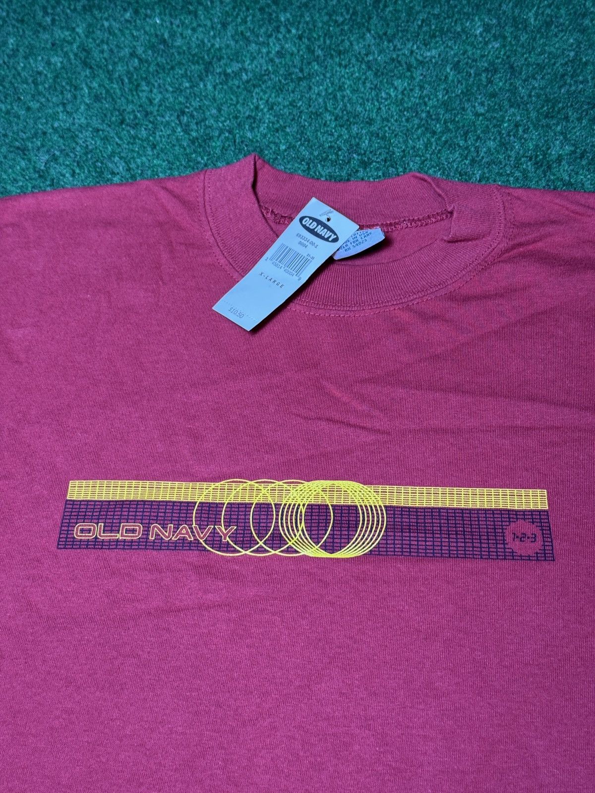 Old Navy Old Navy Vintage 90s Y2K New with tags XL Graphic T Shirt Size US XL / EU 56 / 4 - 2 Thumbnail
