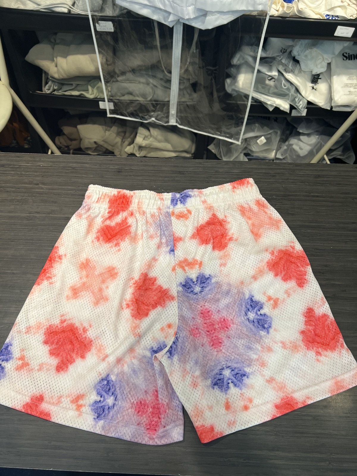 Eric Emanuel Eric Emanuel Basic Shorts Tie Dye Purple Pink Medium Size US 32 / EU 48 - 2 Thumbnail