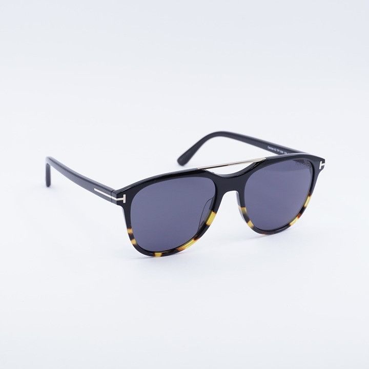 Tom Ford Tom Ford FT1098 05A Damian-02 Sunglasses Black Aviator Frame Size ONE SIZE - 4 Thumbnail