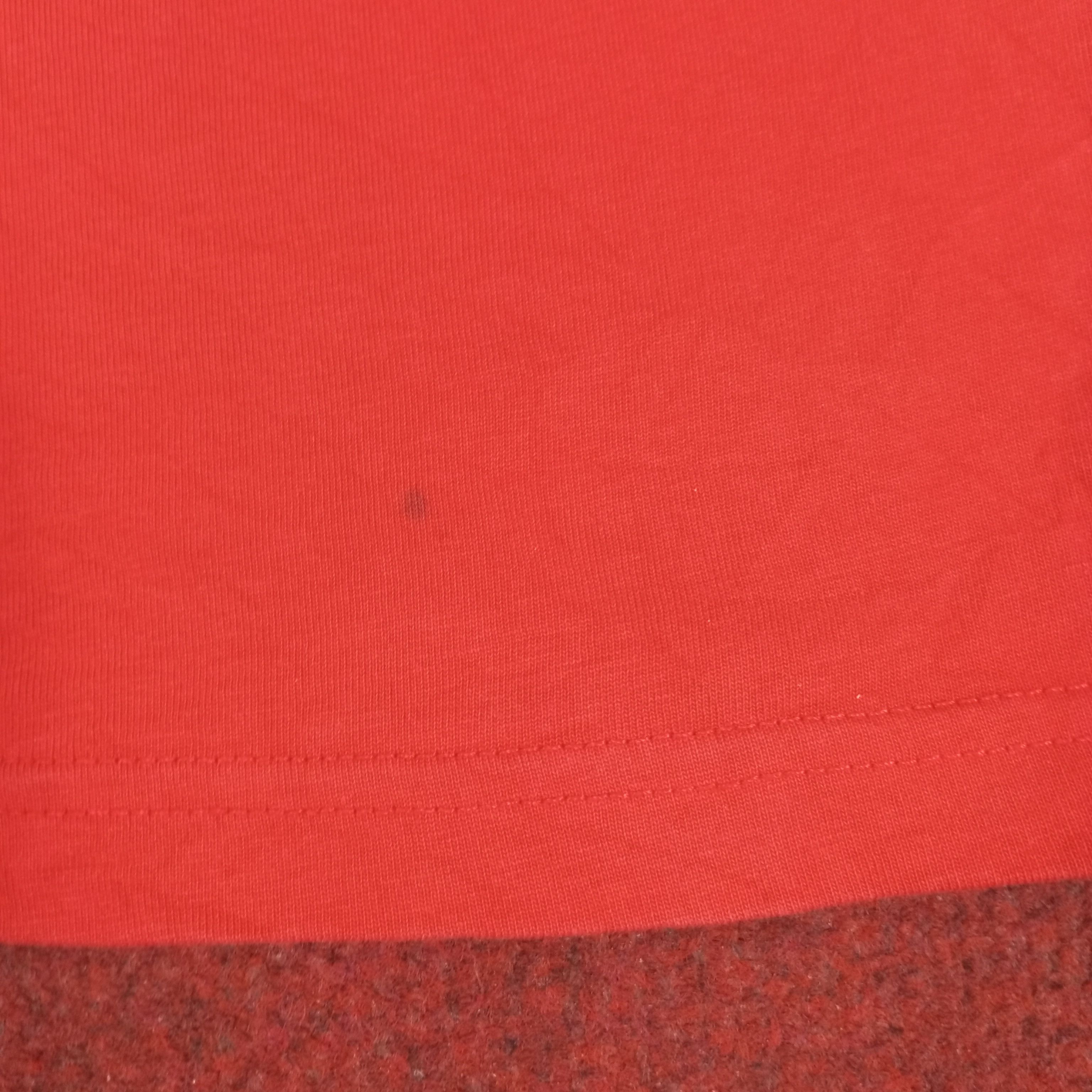 Vintage Prada Milano Luxury Fashion Brand Pocket Design Tshirt Size US M / EU 48-50 / 2 - 4 Thumbnail