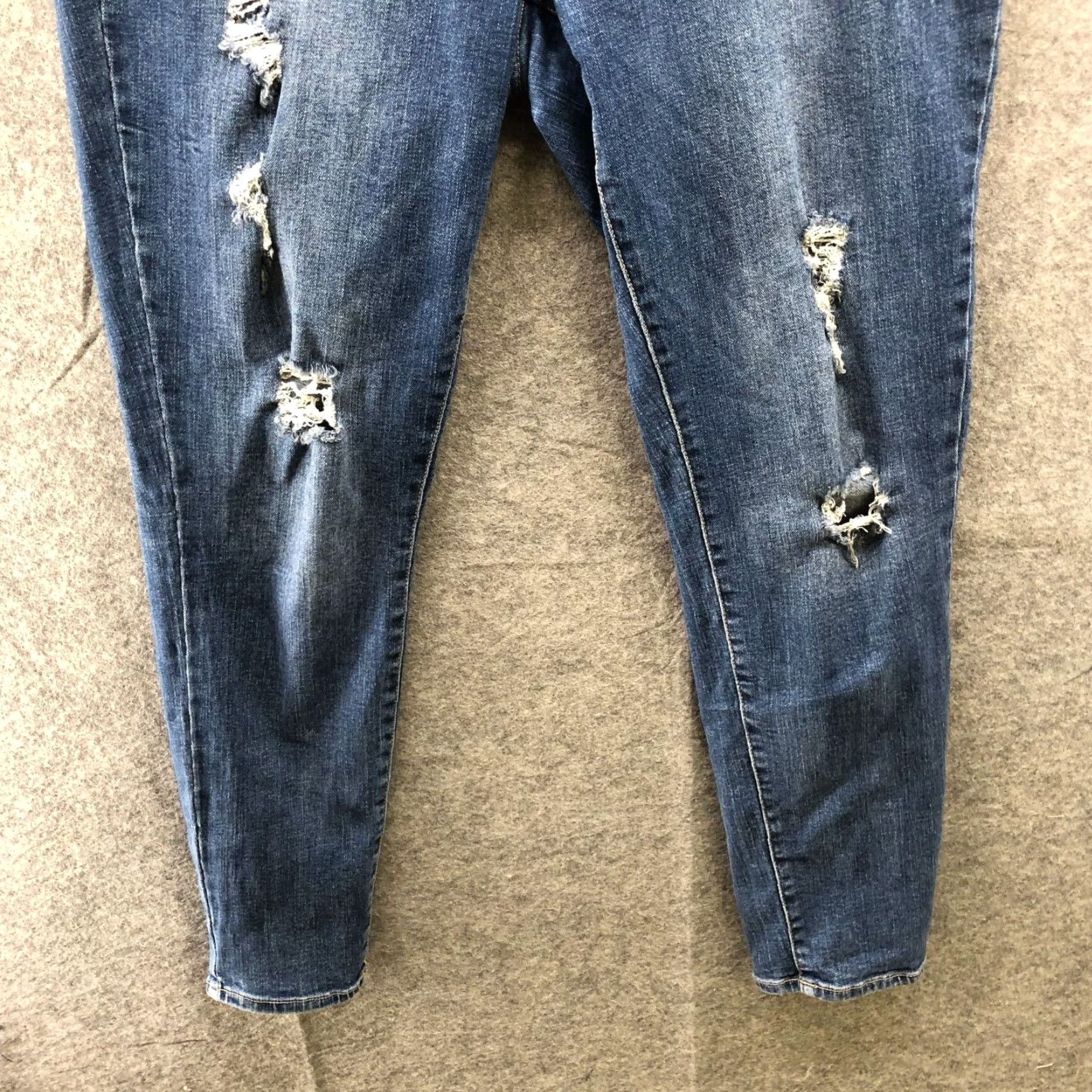 Old Navy Old Navy Rockstar Skinny Jeans Womens Size 14 Distressed Mid Rise Blue Denim Size 36" / US 14 / IT 50 - 4 Thumbnail
