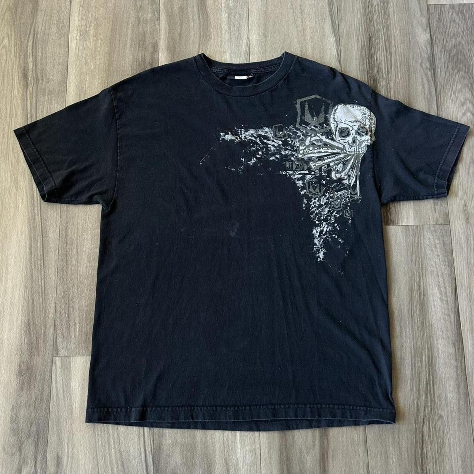 Other Vintage Y2k Black Redsand Surf Skate skull graphic tee XL Size US XL / EU 56 / 4 - 1 Thumbnail