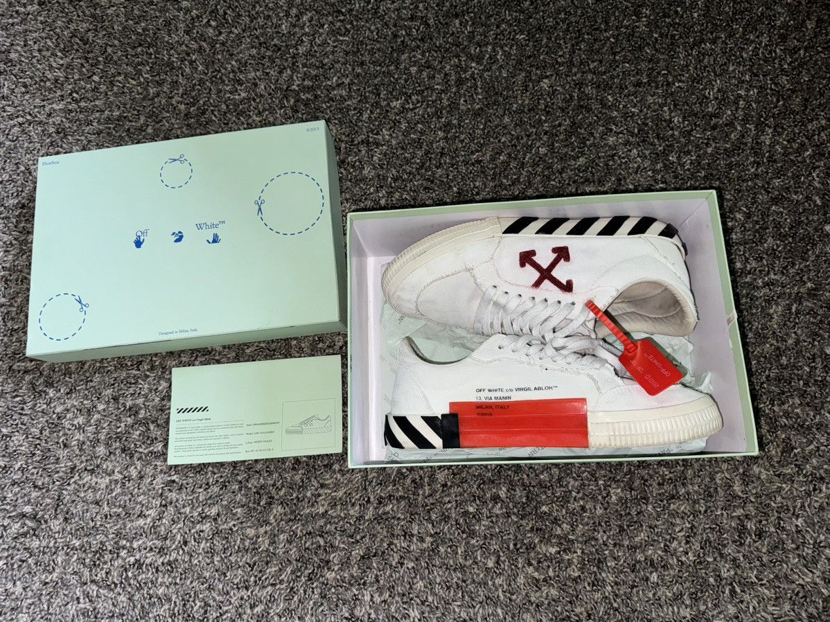 image of Off White Off-White White Canvas Vulcanized Low Sneakers, Men's (Size 10)