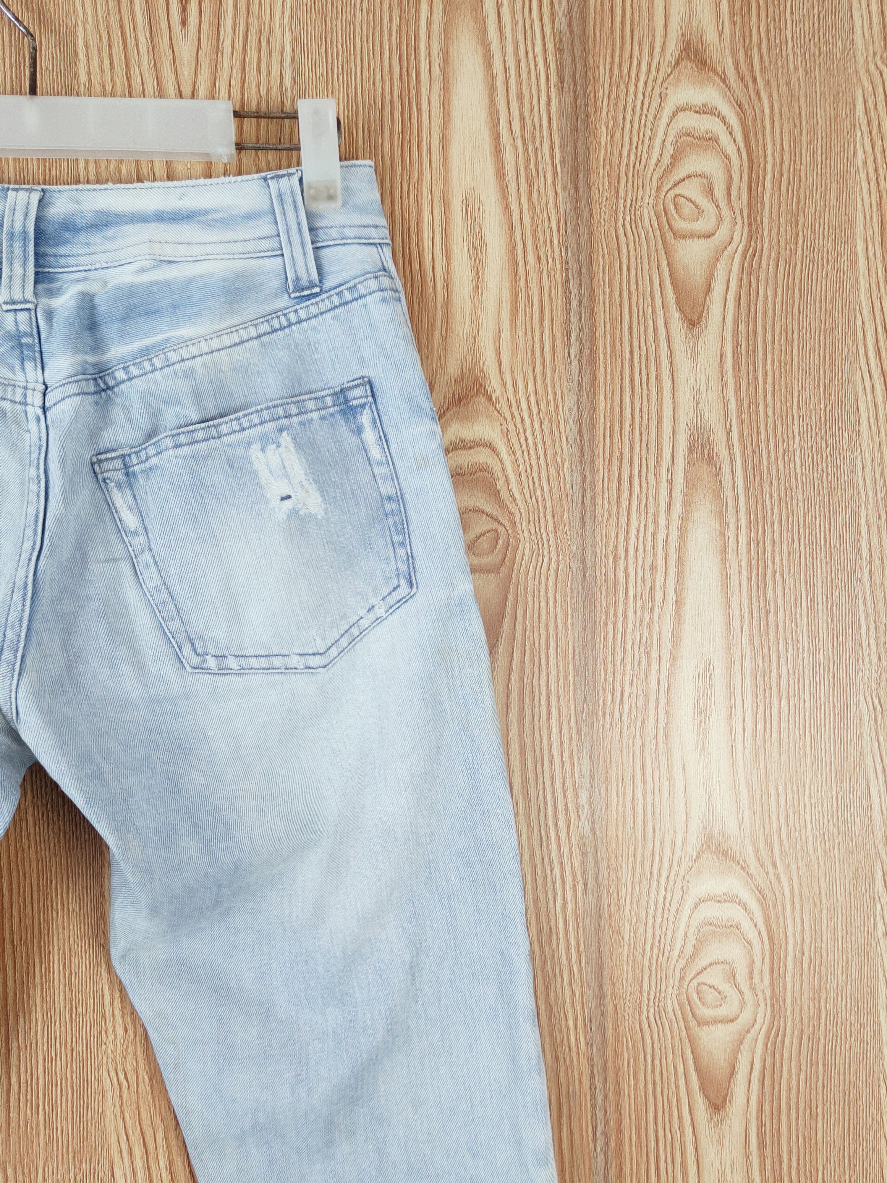 Japanese Brand One Way Blue Faded Distressed Ripped Jeans #W691 Size US 27 - 10 Thumbnail