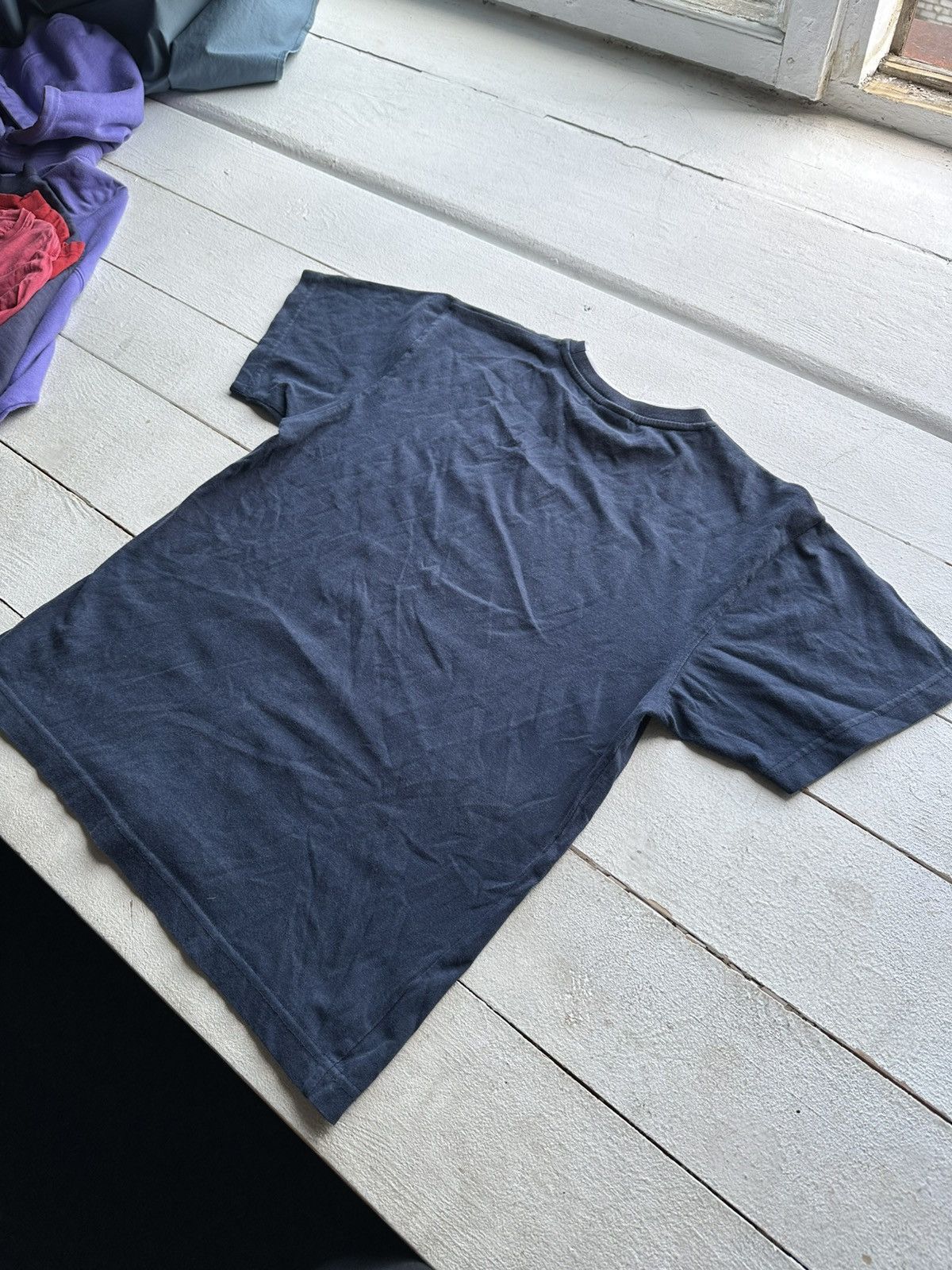 Nike 🚨NIKE Y2K SMALL SWOOSH vintage T-shirt silver lined Size US S / EU 44-46 / 1 - 7 Thumbnail