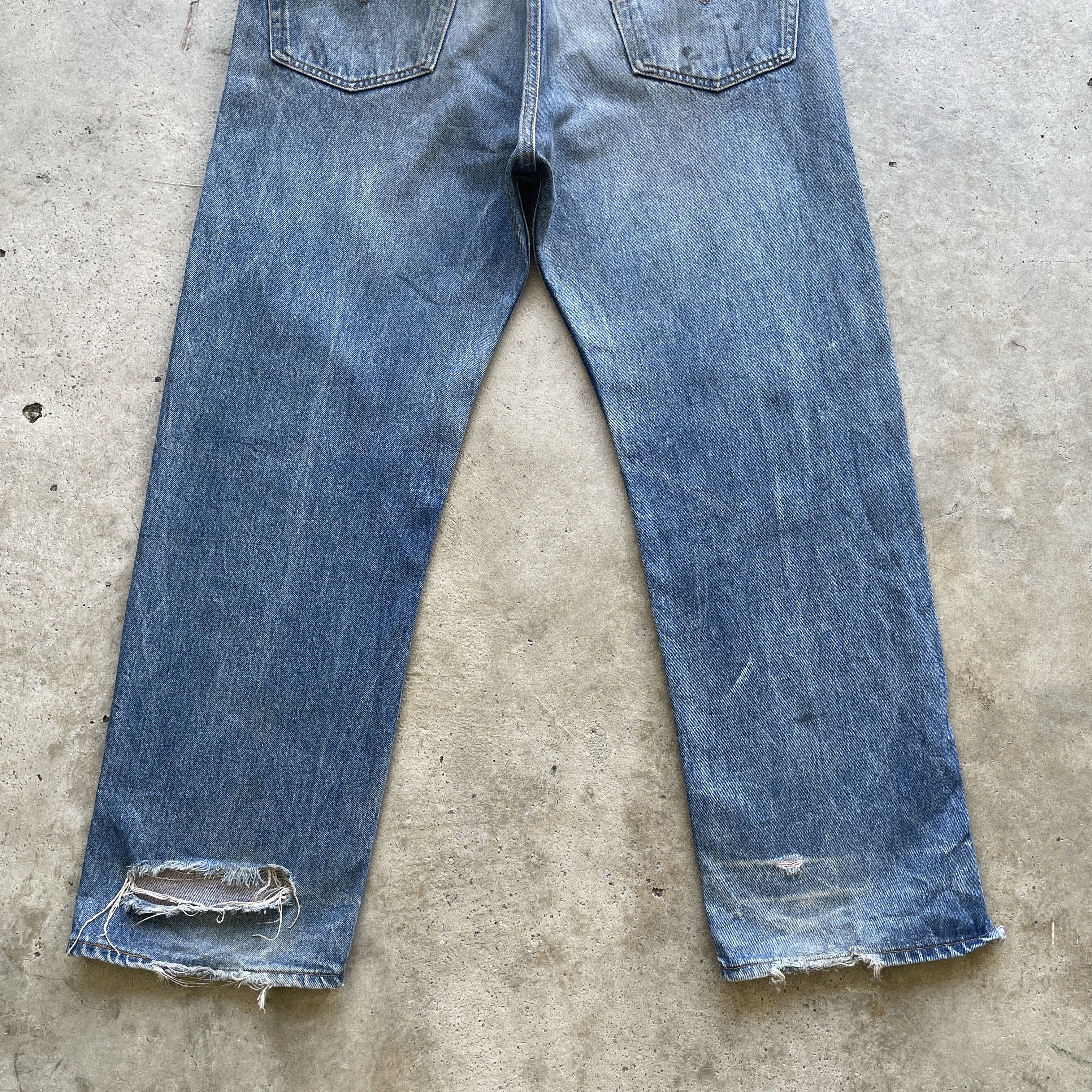 Levi's Vintage Clothing 90s VINTAGE LEVI’S 501 DENIM FADED MUDWASH JEANS PANTS W39 Size US 39 - 12 Thumbnail