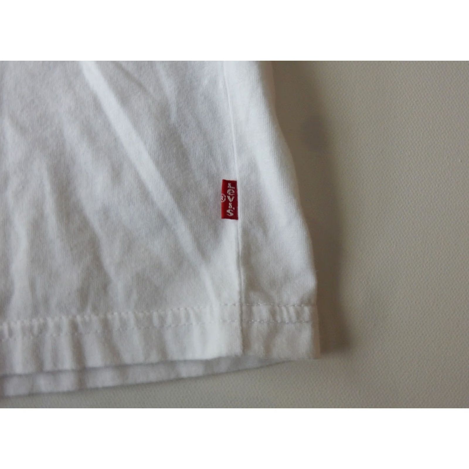 Levi's Levi's T-Shirt Men Short Sleeve XL White Graphic Print MINT Condition Size US XL / EU 56 / 4 - 3 Thumbnail