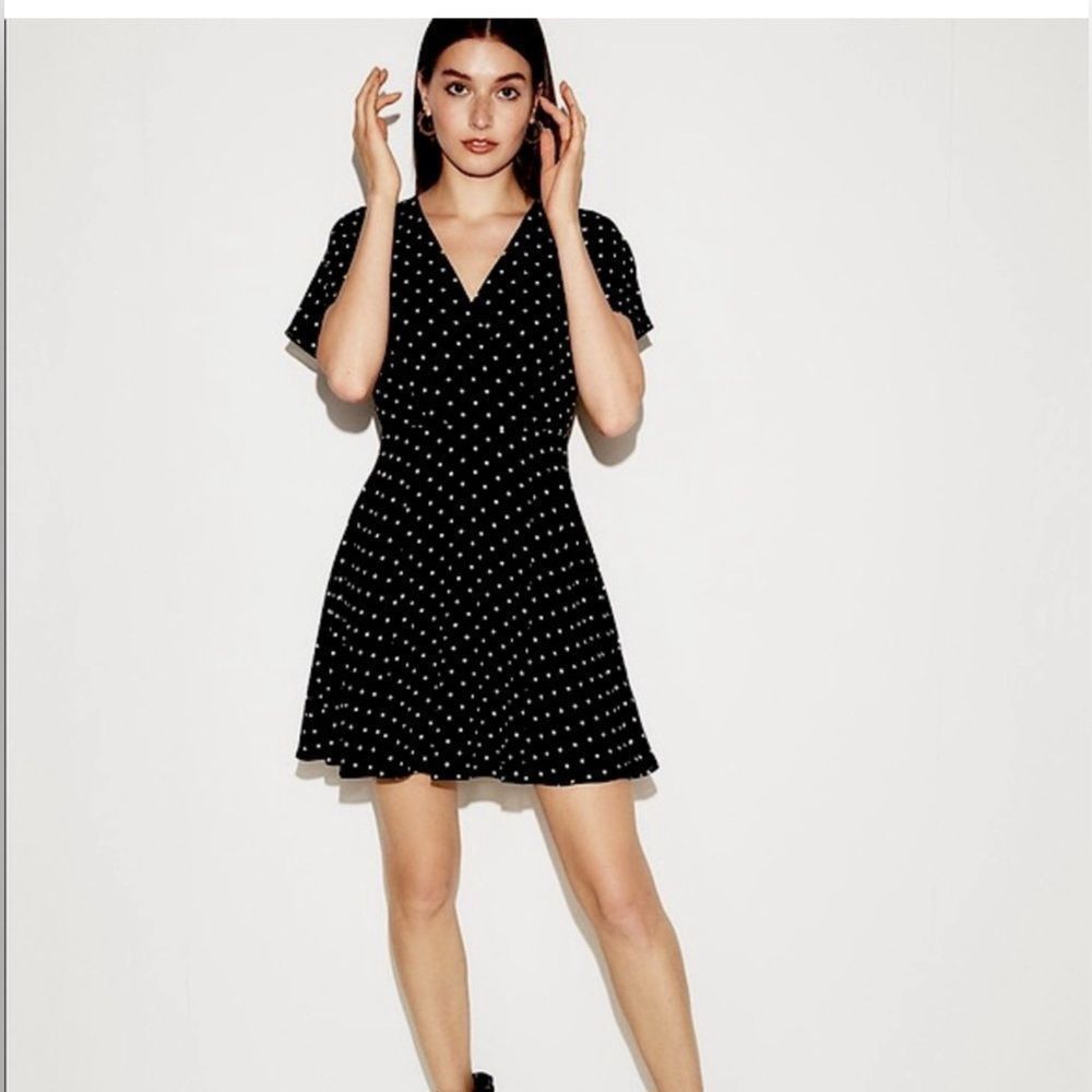Express Express size 4, mini dress, black or white polkadots Size S / US 4 / IT 40 - 1 Thumbnail