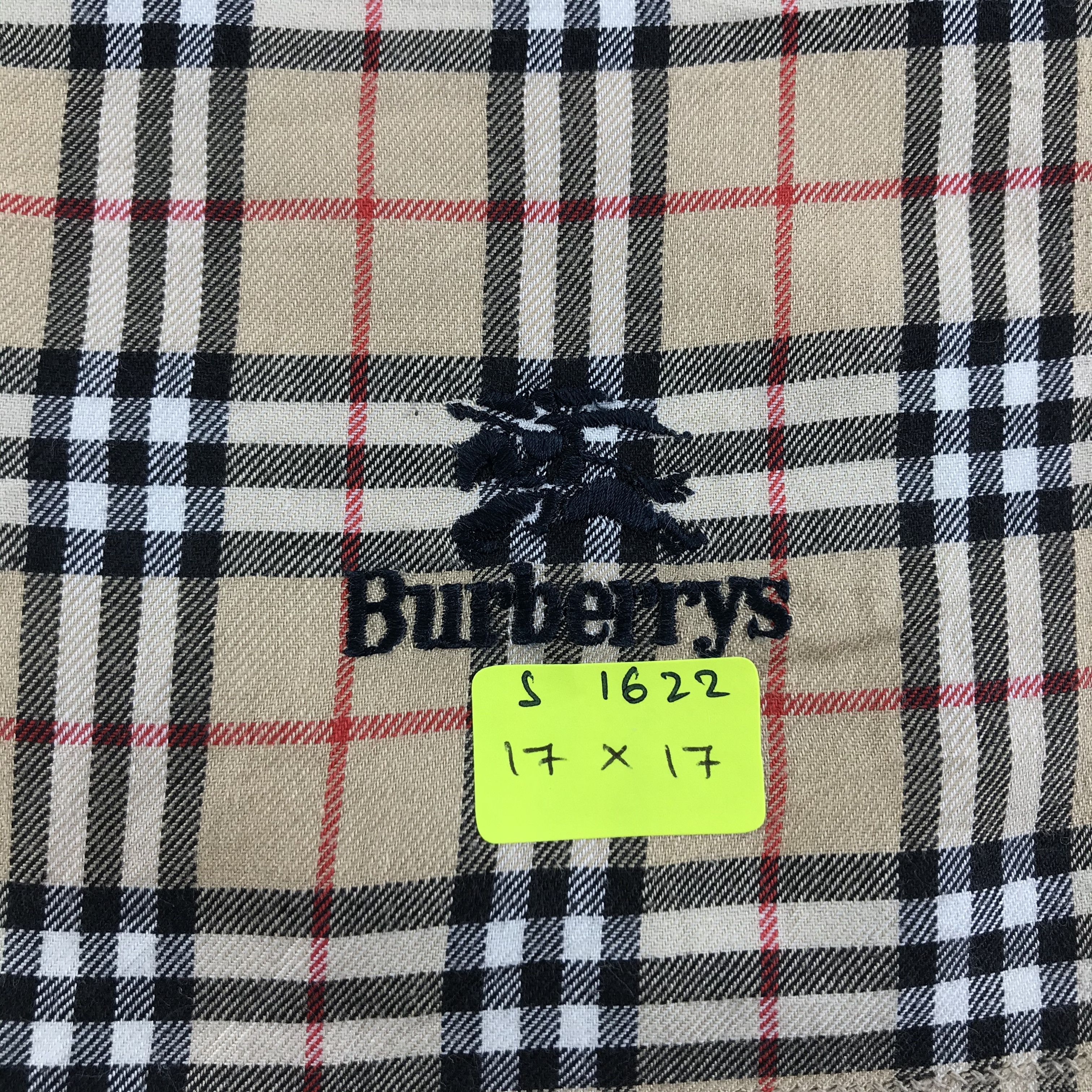 Burberry × Vintage Burberry Bandana / Handkerchief / Neckerchief - S1622 Size ONE SIZE - 5 Thumbnail