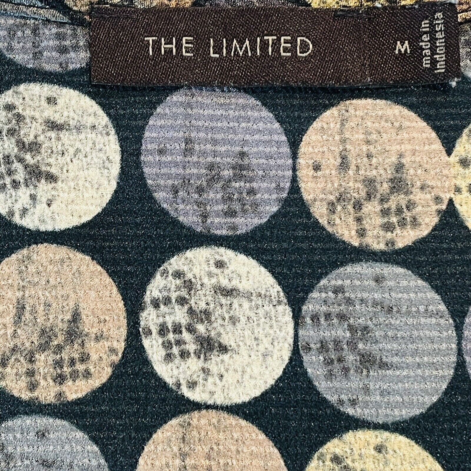 Other The Limited Top Womens Medium Cami Textured Circle Prints Sl Size M / US 6-8 / IT 42-44 - 3 Thumbnail
