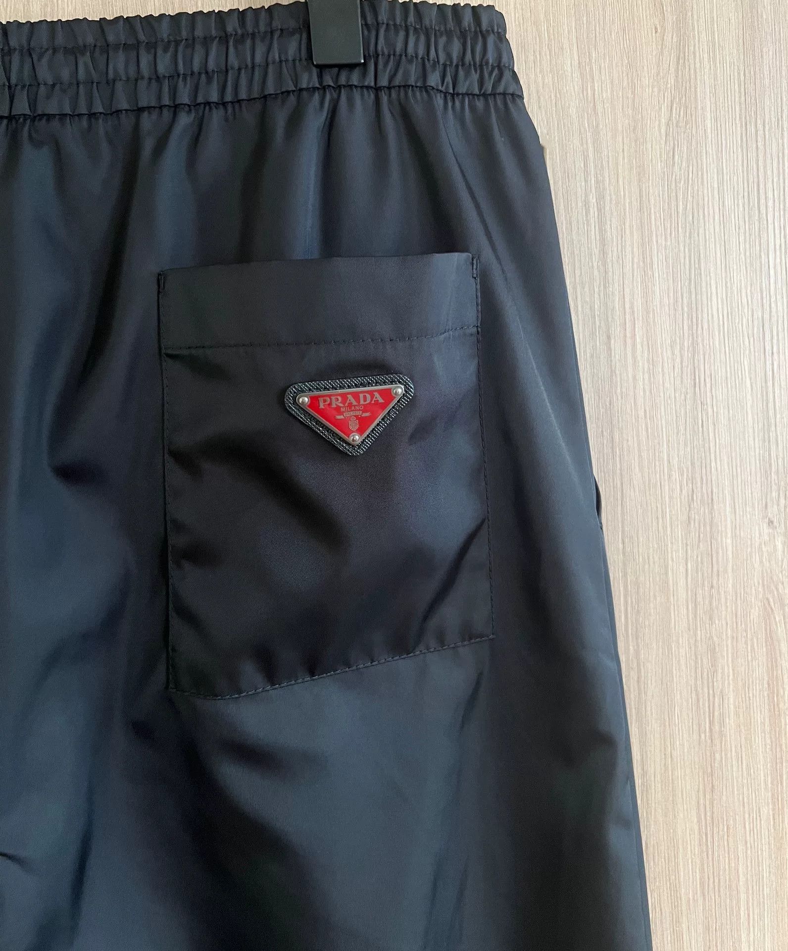 Prada prada nylon casual long pants for men Size US 30 / EU 46 - 3 Thumbnail