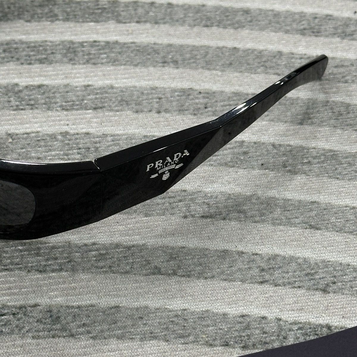 Prada PRADA 0PR A19S 1AB5S0 SUNGLASSES Size ONE SIZE - 6 Thumbnail