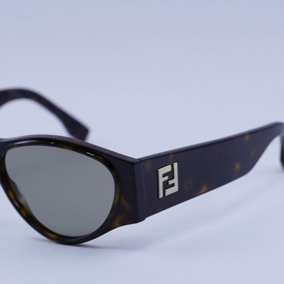 Fendi FE40158I 52E Sunglasses Dark Havana Oval Frame, Brown
