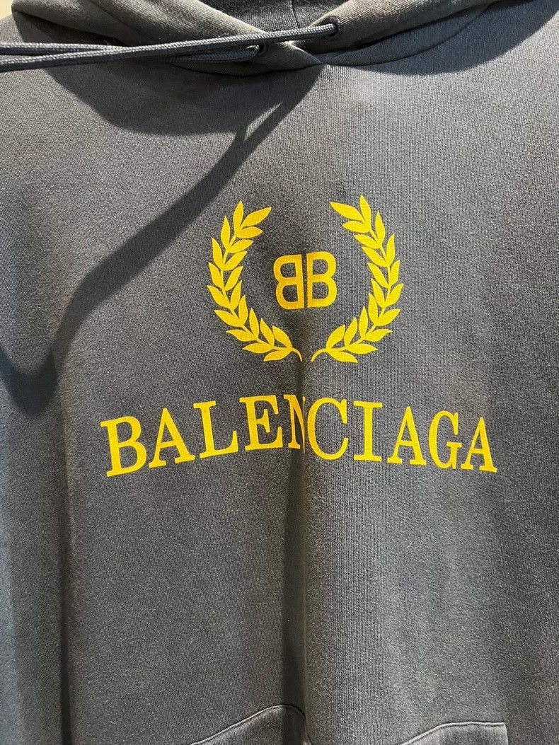 Balenciaga Balenciaga Maisui hoodie sweater Size US XS / EU 42 / 0 - 2 Thumbnail