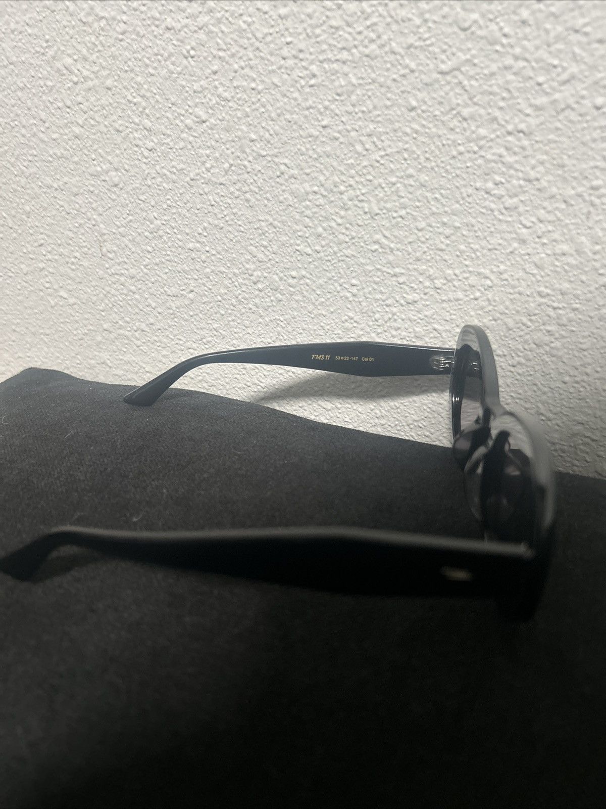 Other Black Oval Woman’s Sunglasses Size ONE SIZE - 5 Thumbnail