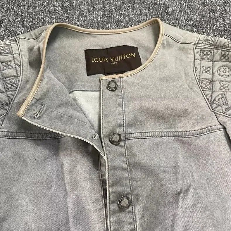Louis Vuitton Louis Vuitton Denim Jacket Size 36. Size XS / US 0-2 / IT 36-38 - 6 Thumbnail