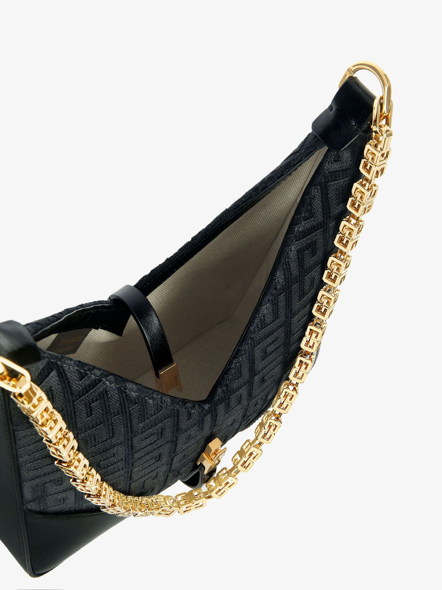 Givenchy o1w1db10325 Size: OS/Cut Out Mini Bag in Black Size ONE SIZE - 5 Thumbnail