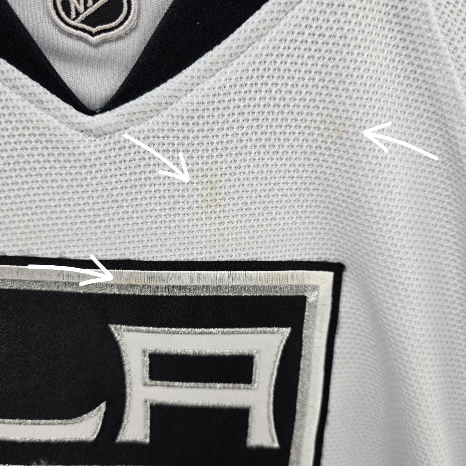 Reebok Reebok Los Angeles Kings Womens Jersey Medium STAINED Size M / US 6-8 / IT 42-44 - 7 Thumbnail