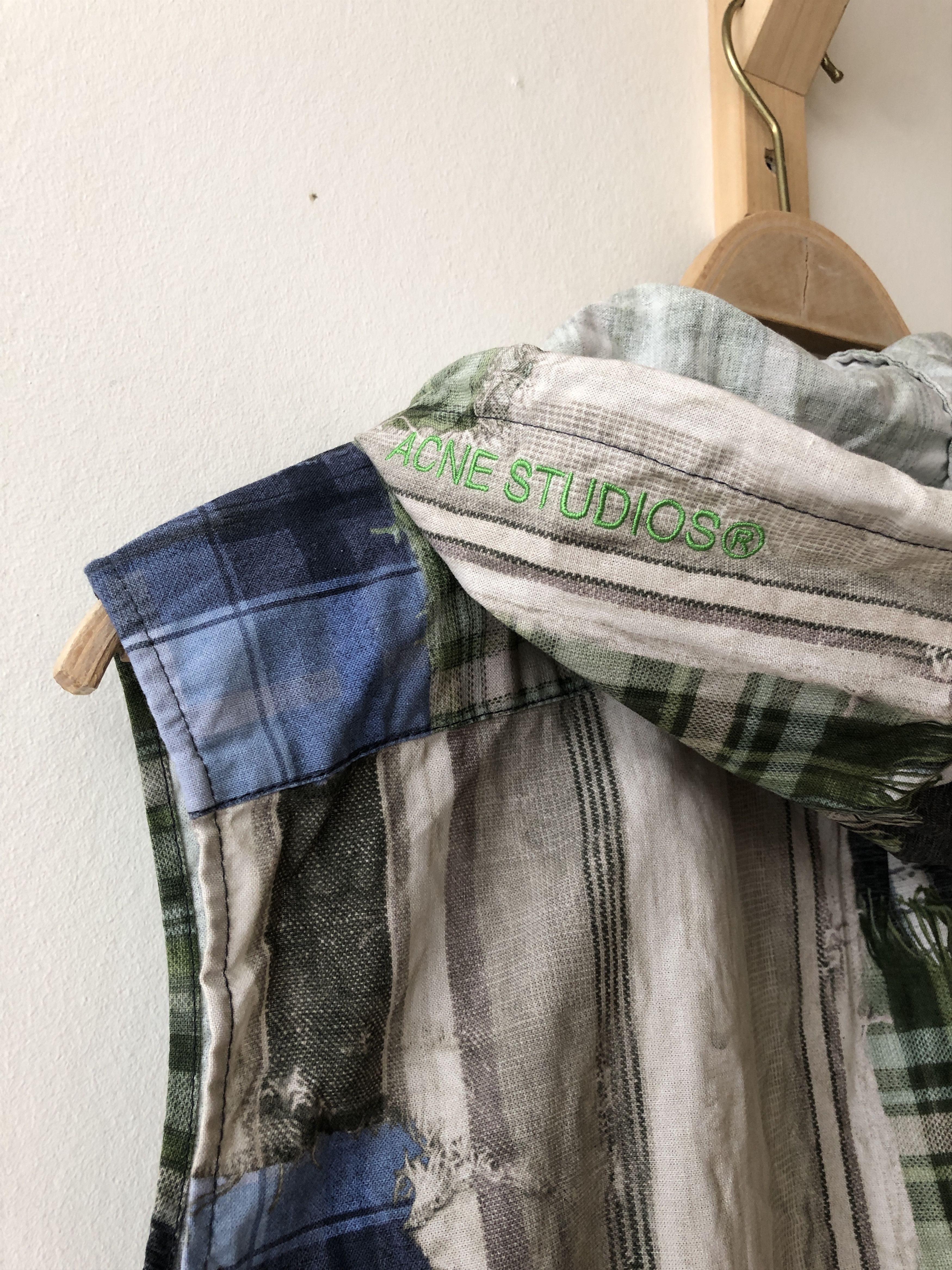 Acne Studios NWOT $500 - 46/S - Green Print Hooded Vest - Trompe L'oeil Size US S / EU 44-46 / 1 - 11 Thumbnail