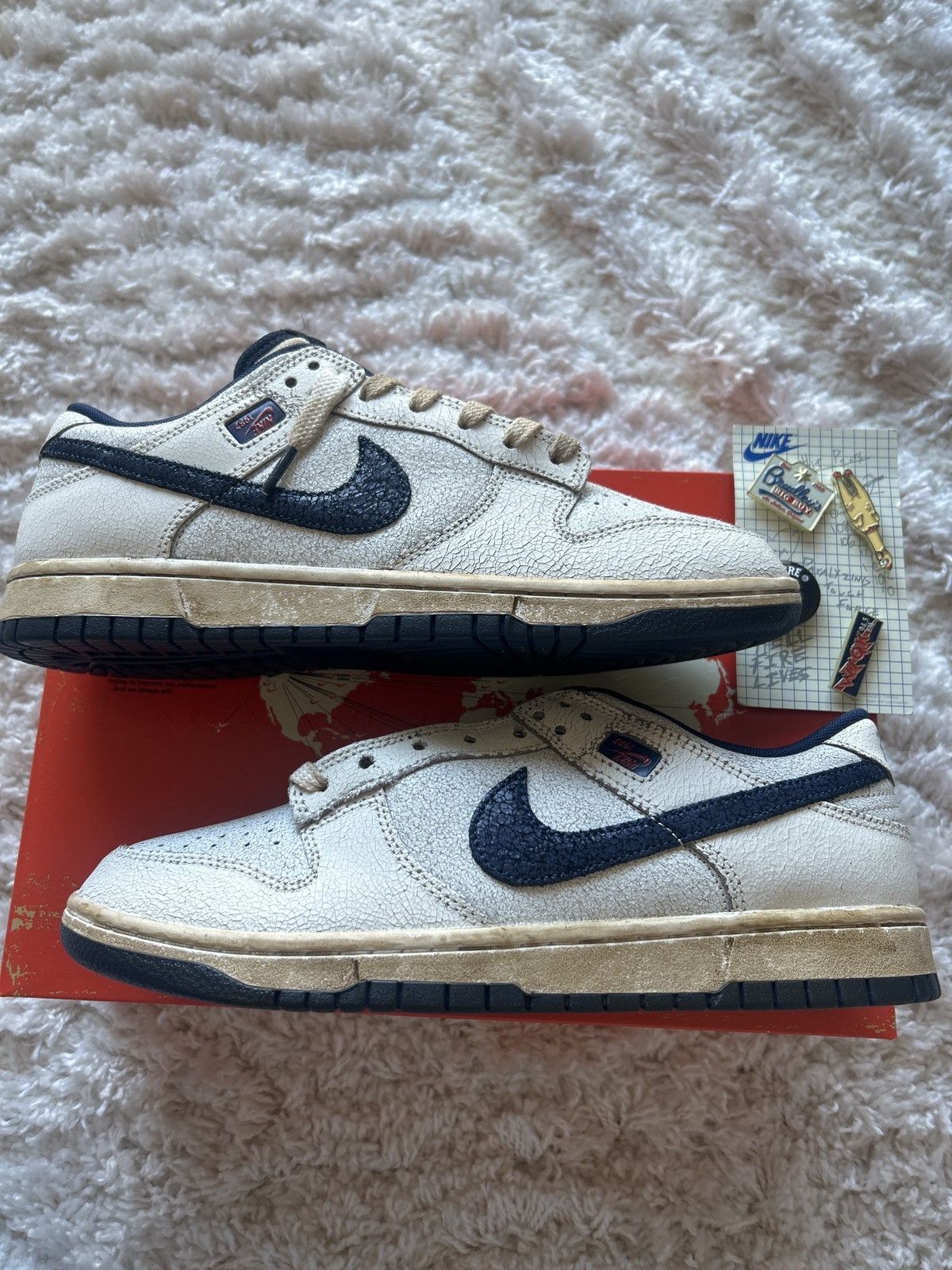 Nike Nike Stranger Things Dunk Size US 10 / EU 43 - 2 Thumbnail