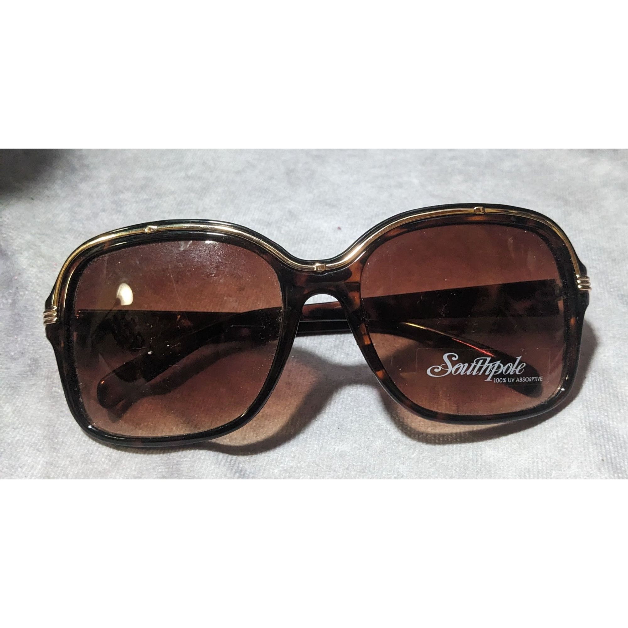 Southpole Southpole Tortoise Sunglasses With Gold Tone Accents Size ONE SIZE - 2 Thumbnail