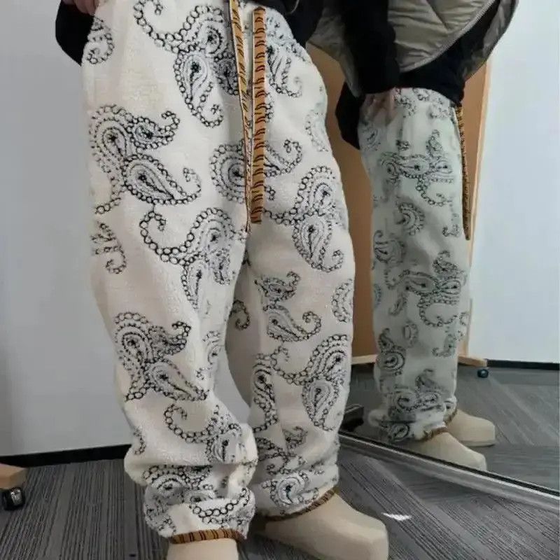Japanese Brand Avant garde retro paisley fleece pants with tiger embroidery Size US 30 / EU 46 - 4 Thumbnail