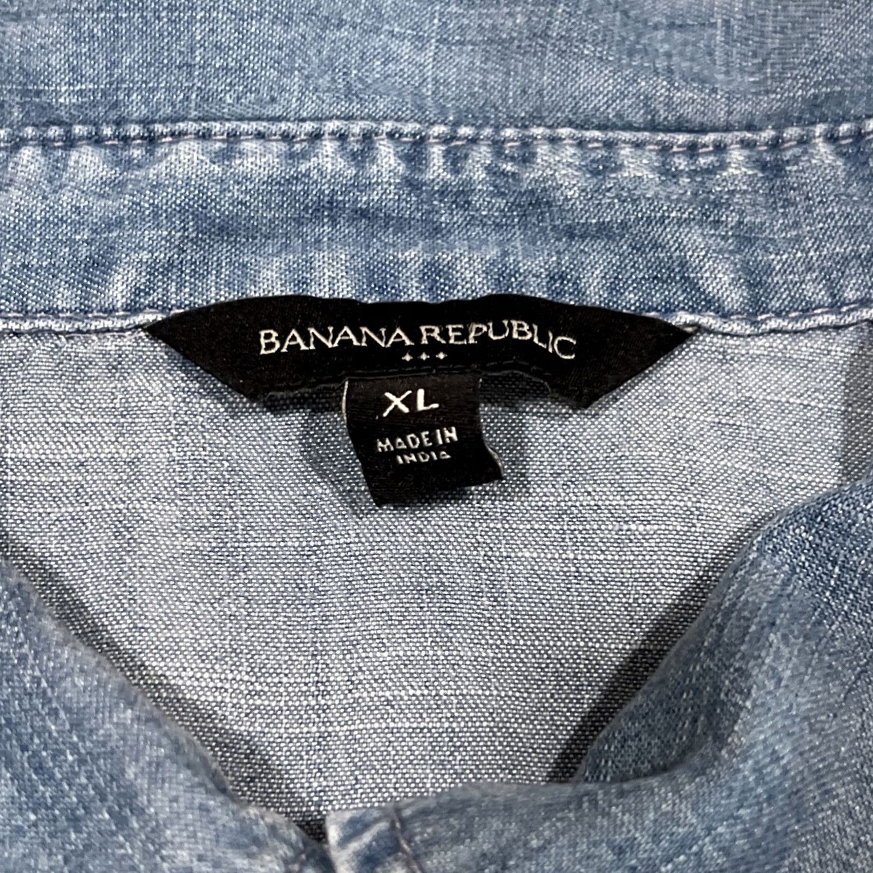 Banana Republic Banana Republic Shirt Women XL Blue Chambray Button-Up Balloon Sleeve Lyocell Size XL / US 12-14 / IT 48-50 - 4 Thumbnail