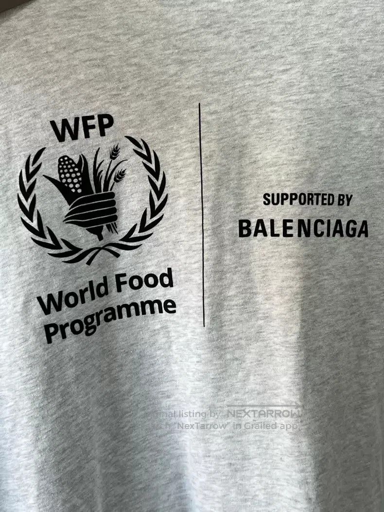 Balenciaga Balenciaga Food Grey Short Sleeve Size US L / EU 52-54 / 3 - 7 Thumbnail