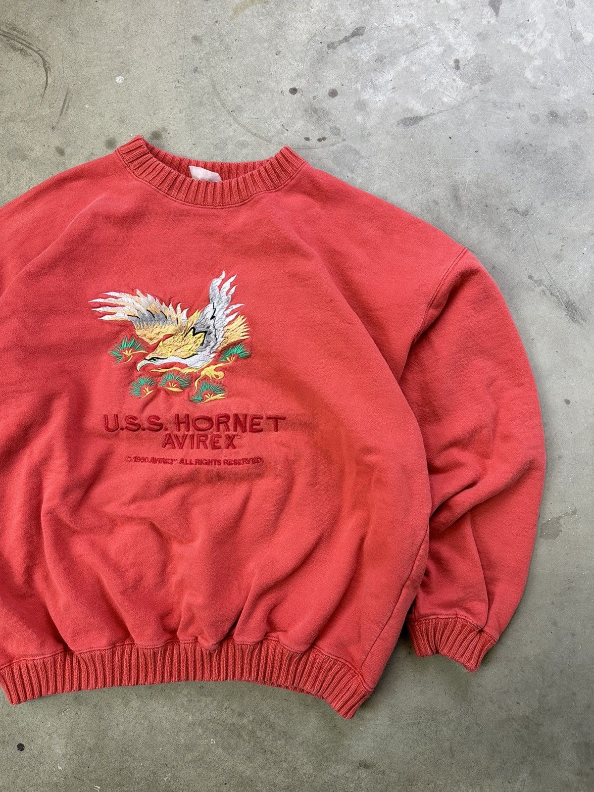 Avirex × Vintage 90s Vintage Avirex Crewneck Large U.S.S. Hornet Red Size US L / EU 52-54 / 3 - 2 Thumbnail