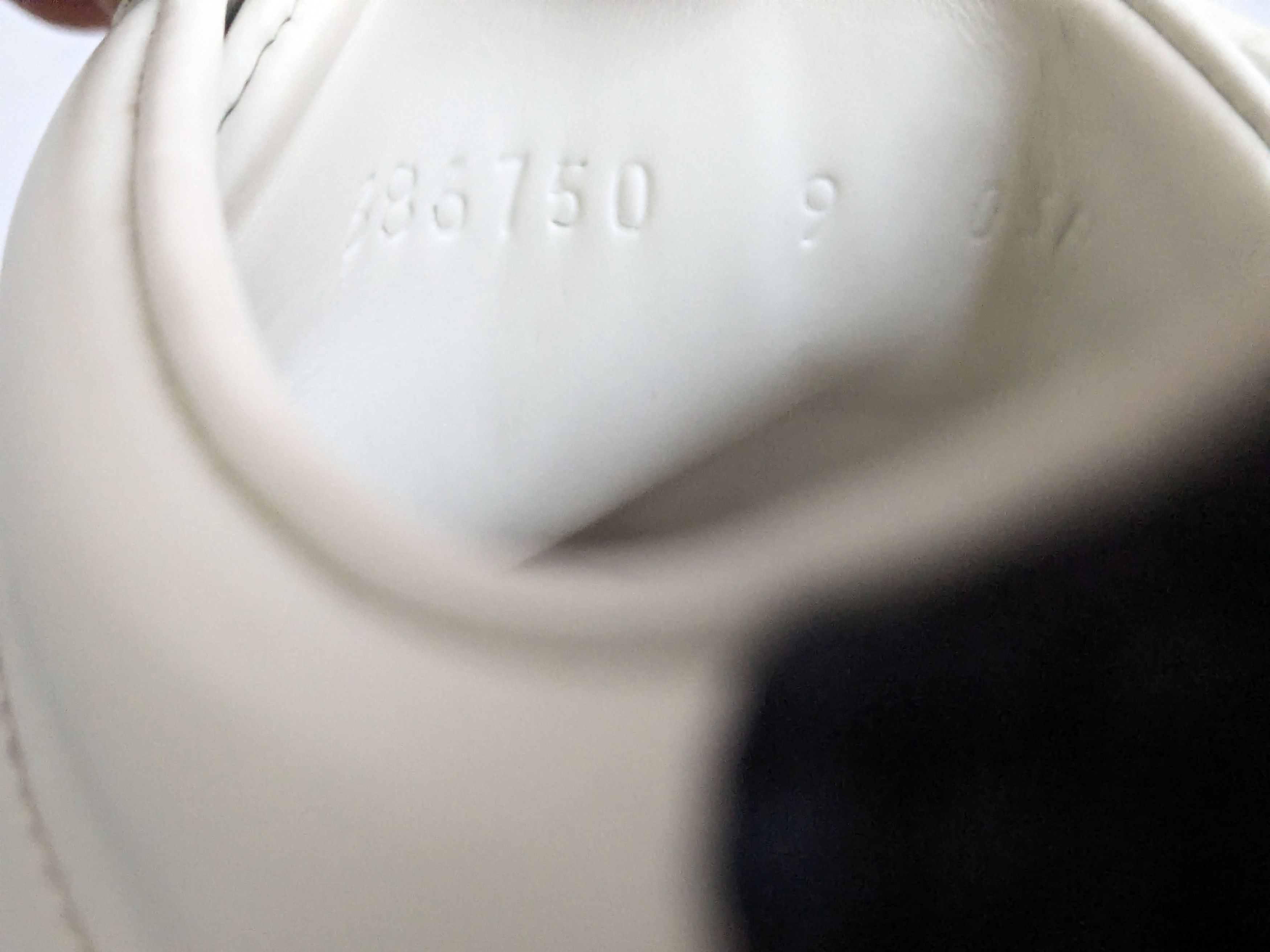 Gucci Gucci Ace Sneakers White 9.5 Low Tops Leather Size US 9.5 / EU 42-43 - 8 Thumbnail