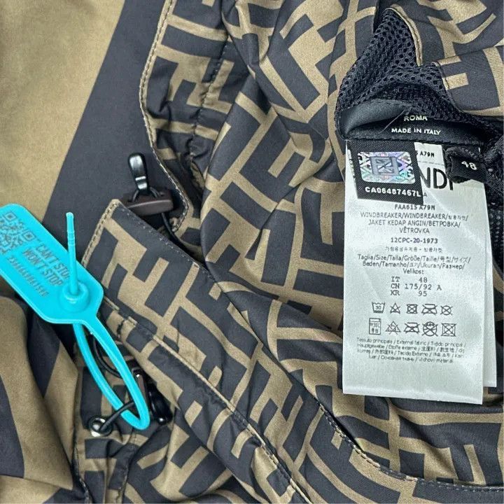 Fendi Fendi Reversible Patterned Hooded Jacket -2507 Size US M / EU 48-50 / 2 - 3 Thumbnail