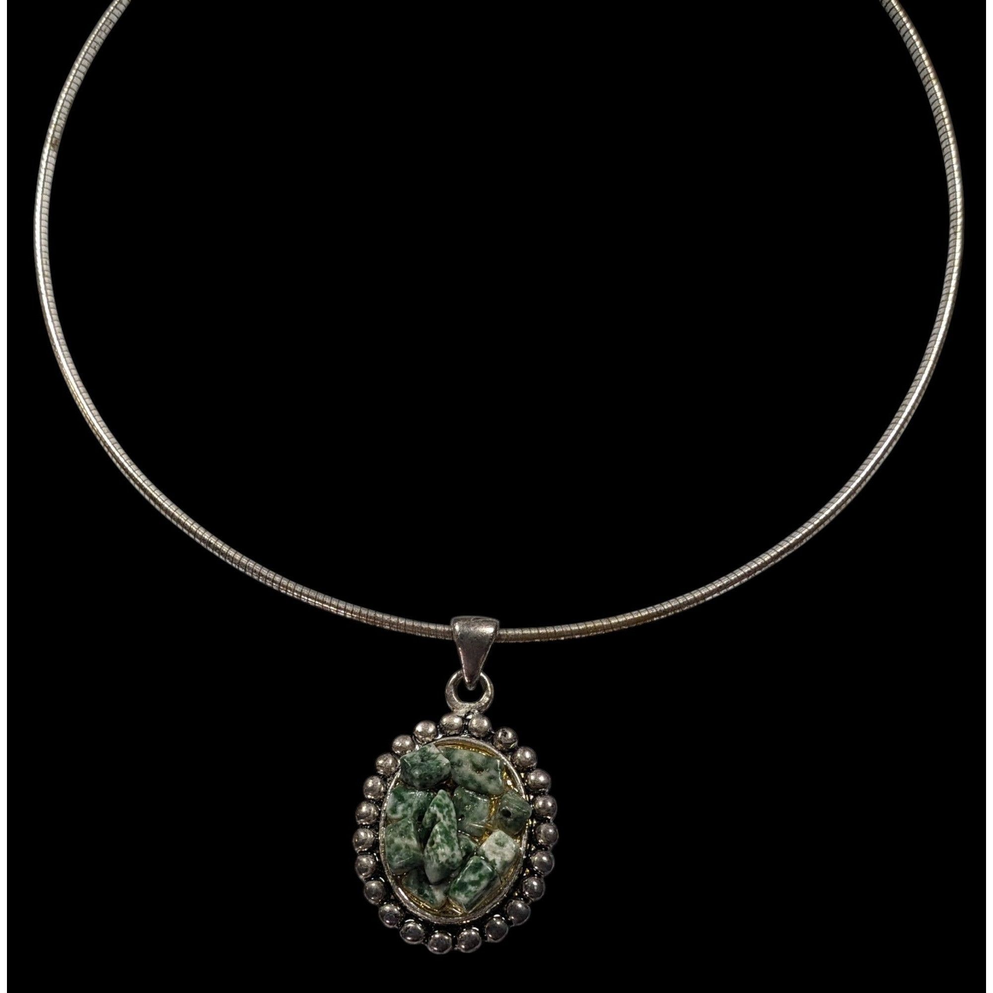 Other Green And White Stone Chip Pendant Necklace Size ONE SIZE - 2 Thumbnail
