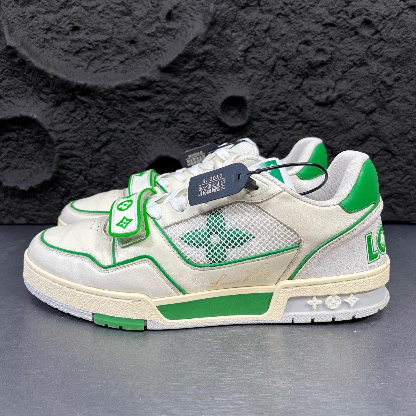 Louis Vuitton LV Trainer White Green Velcro UK7.5/41.5 95 New Size US 7.5 / EU 40-41 - 4 Thumbnail