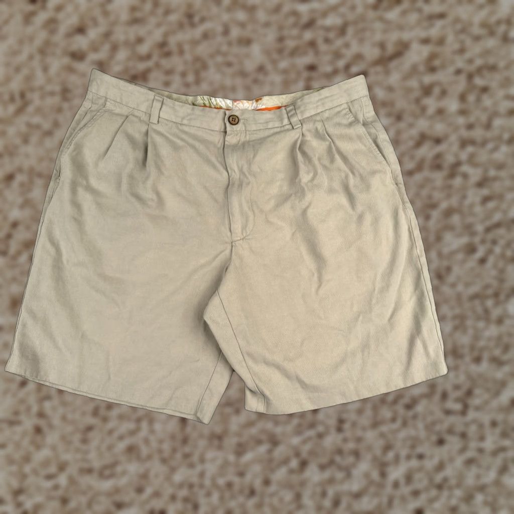 Tommy Bahama Tommy Bahama Shorts Men 36 Beige Bermuda Silk Blend Pleated Beach Vacation 36x9 Size US 36 / EU 52 - 1 Thumbnail