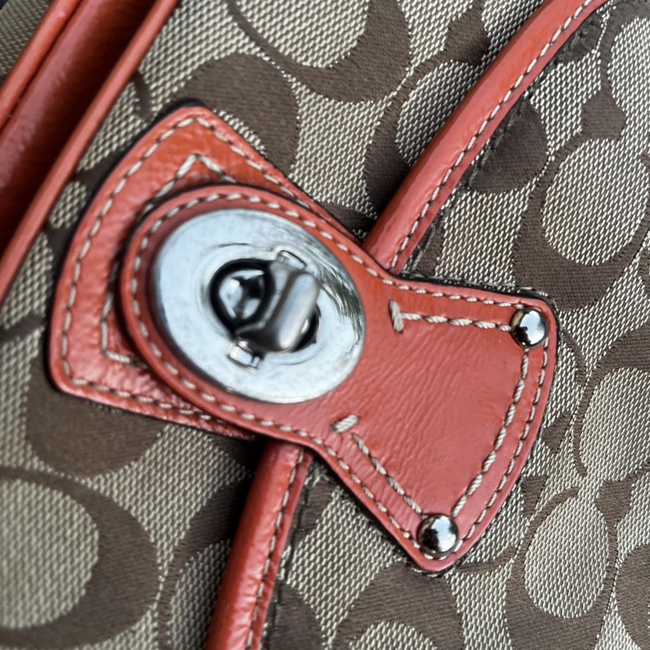 Coach Tan and orange Coach shoulder bag #tanbag #FTS... Size ONE SIZE - 2 Thumbnail