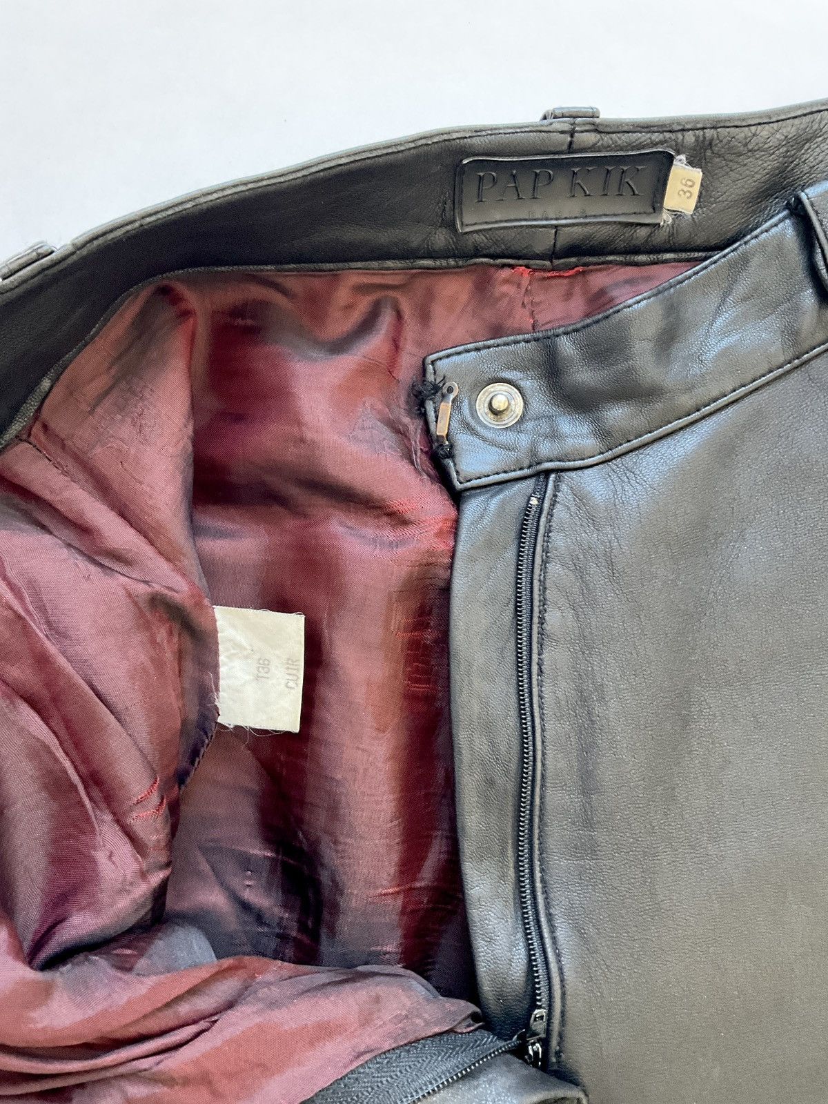 Vintage Black leather pants Size 26" / US 2 / IT 38 - 7 Thumbnail