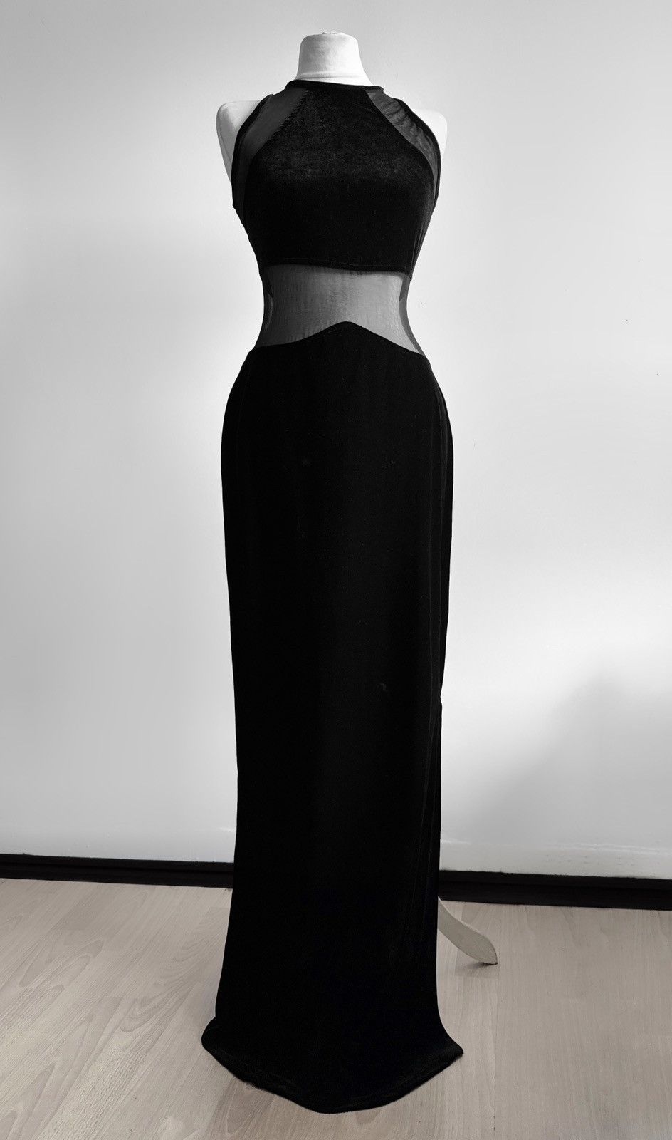 Vintage Female fatale Sheer long vampire style mesh velvet dress Size M / US 6-8 / IT 42-44 - 5 Thumbnail