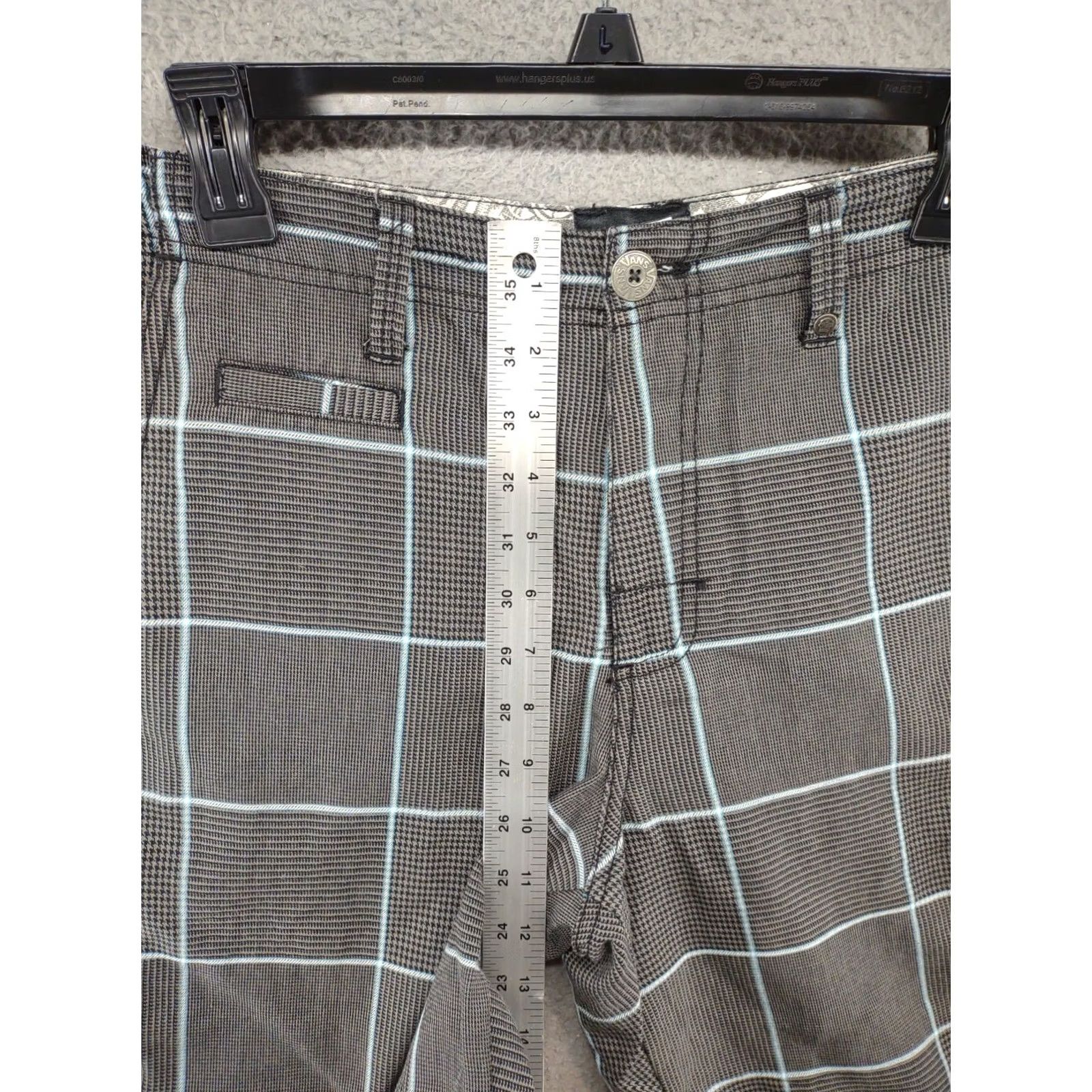 Vans Vans Mens Plaid Flat Front Chino Board Shorts 28 Black 90s Colorful Logo Belt Loops Pocket Zipper Front Flat Front Womens Mens Boys Girls Size US 28 / EU 44 - 6 Thumbnail