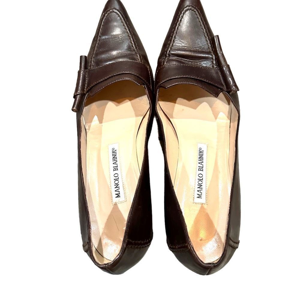 Manolo Blahnik Manolo Blahnik Women's Pumps Pointed Toe Low Kitten Heel Sli Size US 8.5 / IT 38.5 - 7 Thumbnail