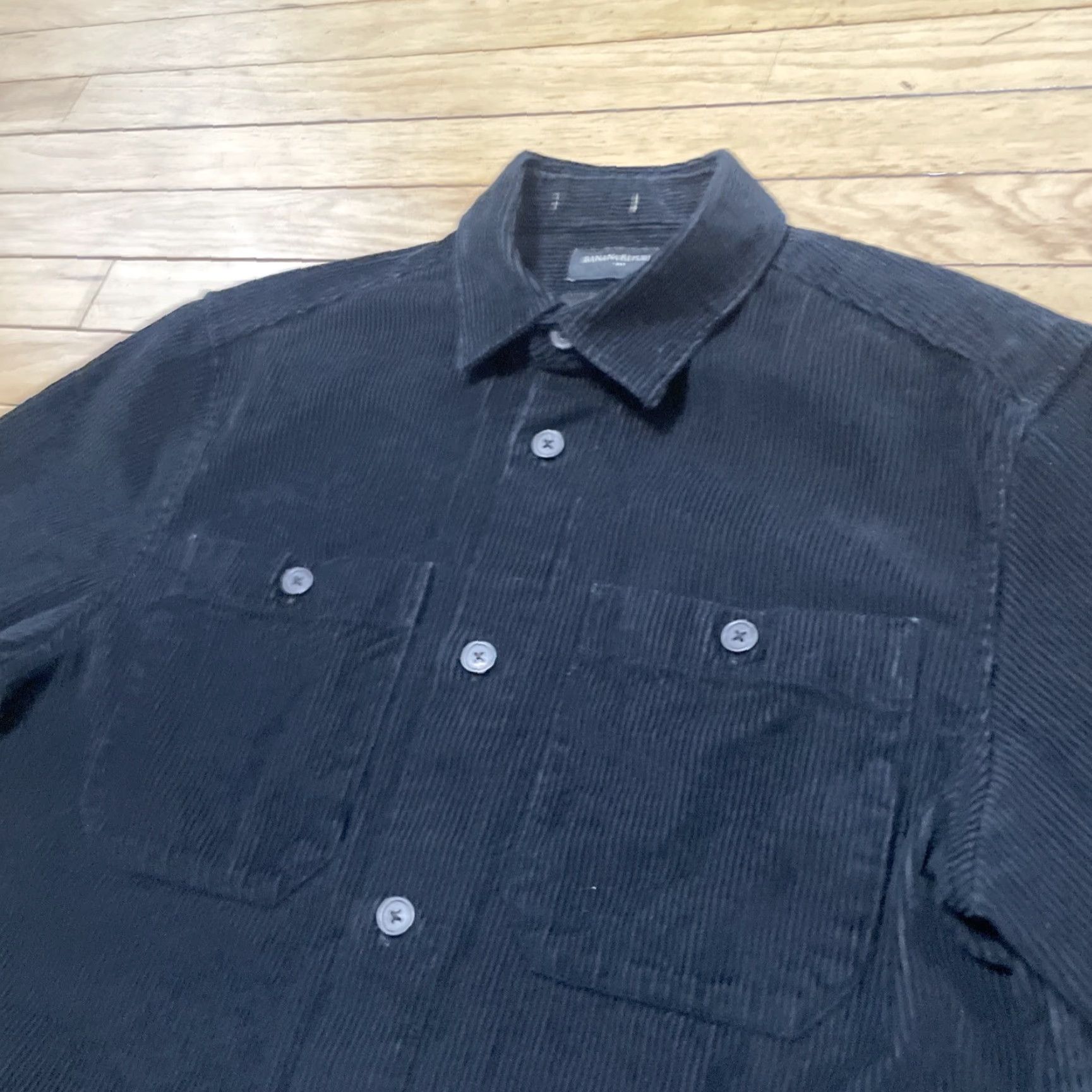 Banana Republic Banana Republic Shirt Black Corduroy M Men Standard Street Capsule Chest Patch Pockets Button-Up Collared Long Sleeve 100% Cotton Regular Fit Size US M / EU 48-50 / 2 - 4 Thumbnail