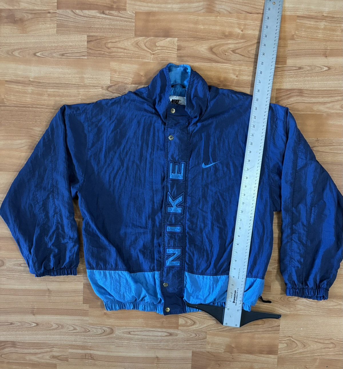 Nike Vintage y2k Nike blue windbreaker jacket Size L Size US L / EU 52-54 / 3 - 2 Thumbnail